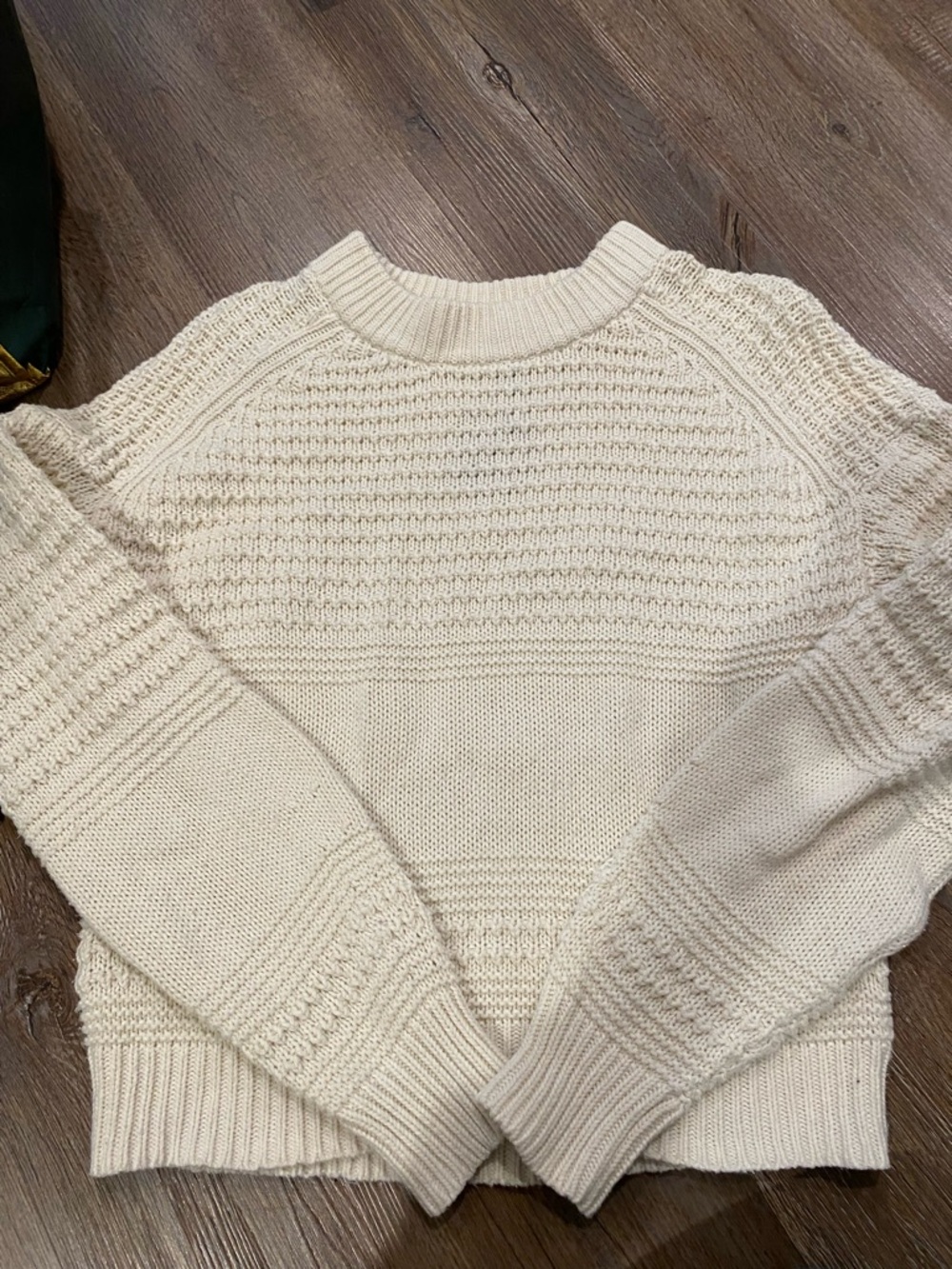 Universal Thread Cream Crewneck Textured Knit Sweater